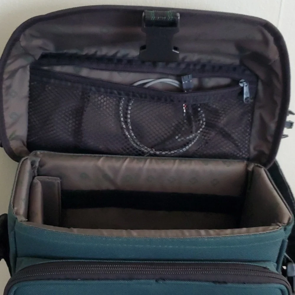 Samsung 8mmVideo Camcorder SCA20 and Case
